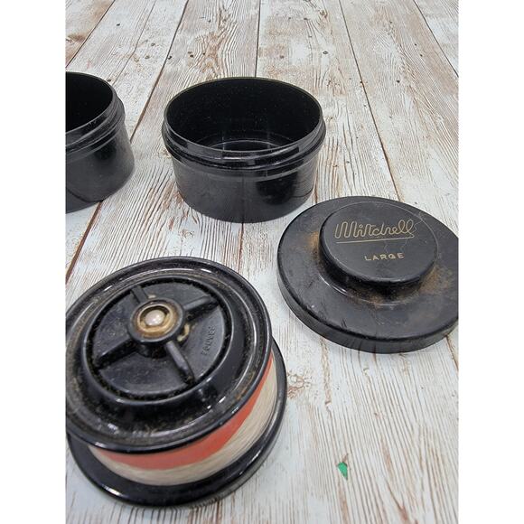 2 Vintage Mitchell Large & Small Spare Spool With Spool Case - Picture 6 of 10